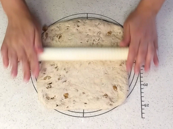 素朴で香ばしい♪全粒粉入りくるみ食パンの作り方の手順13