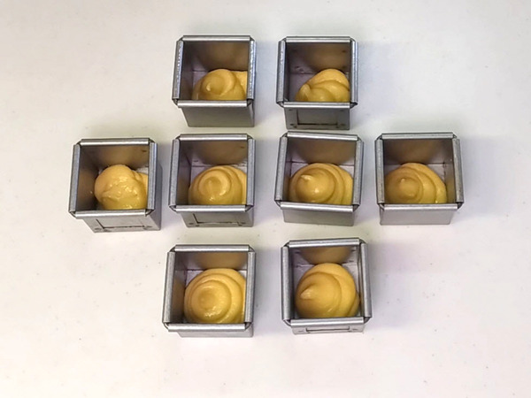 プチキューブ型で♪ 苺のシューパルフェの作り方の手順6