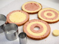 華やかな仕上げでイベントにも♪ いちごのサンセバスチャンの作り方の手順7