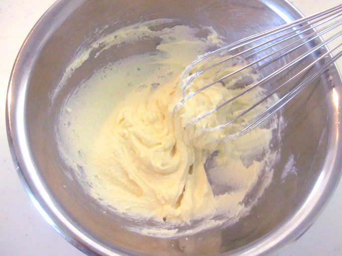 画像 つやつやのチョコレート屋根♪ チョコレートのヘクセンハウスの作り方の手順1