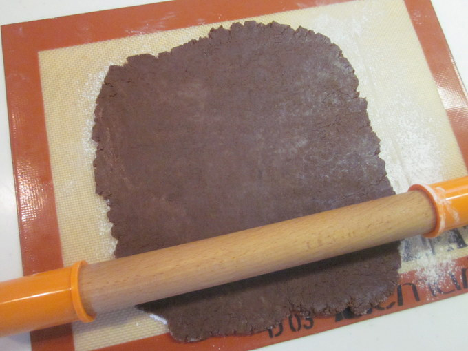 画像 つやつやのチョコレート屋根♪ チョコレートのヘクセンハウスの作り方の手順4