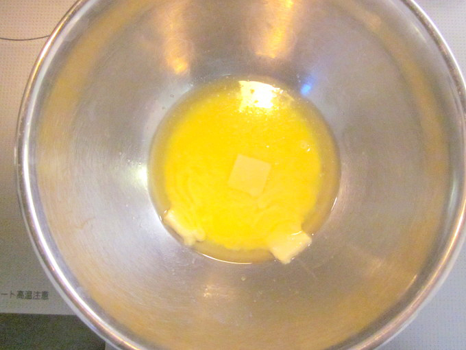 ミルキーな甘さ♪ ハートのホワイトチョコブラウニーの作り方の手順1