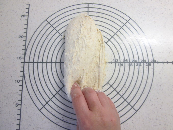 お弁当やパーティーに♪ 国産小麦のロングちぎりぱんの作り方の手順2