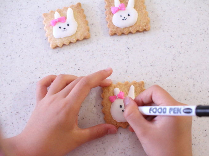 はじめてのアイシング♪ 親子で作るアイシングクッキーの作り方の手順16