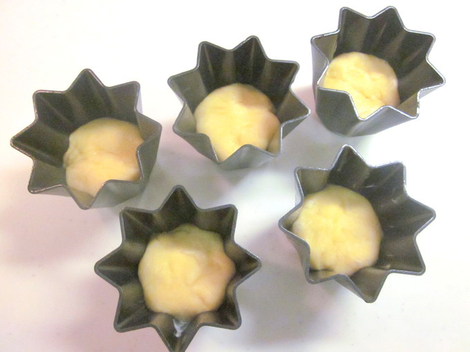 イタリアのクリスマス菓子♪ パンドーロツリーの作り方の手順7