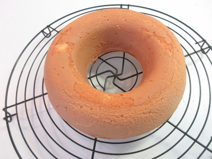 天使のリング型♪ エンゼルショートケーキの作り方の手順6