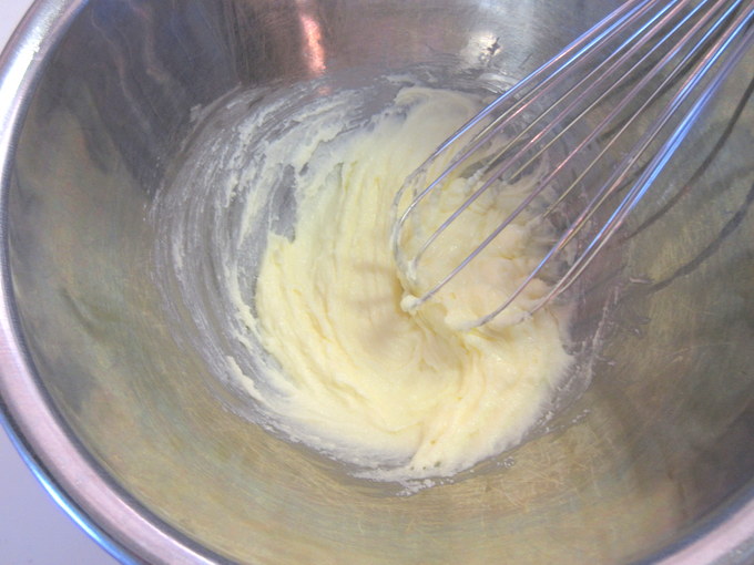 カットが楽しい♪ バナナチョコマーブルケーキの作り方の手順1