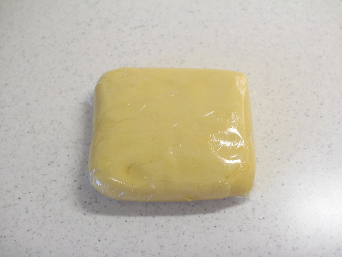 お花畑のお菓子の家♪ フラワーヘクセンハウスの作り方の手順3
