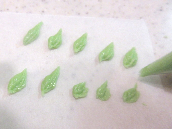 お花畑のお菓子の家♪ フラワーヘクセンハウスの作り方の手順20