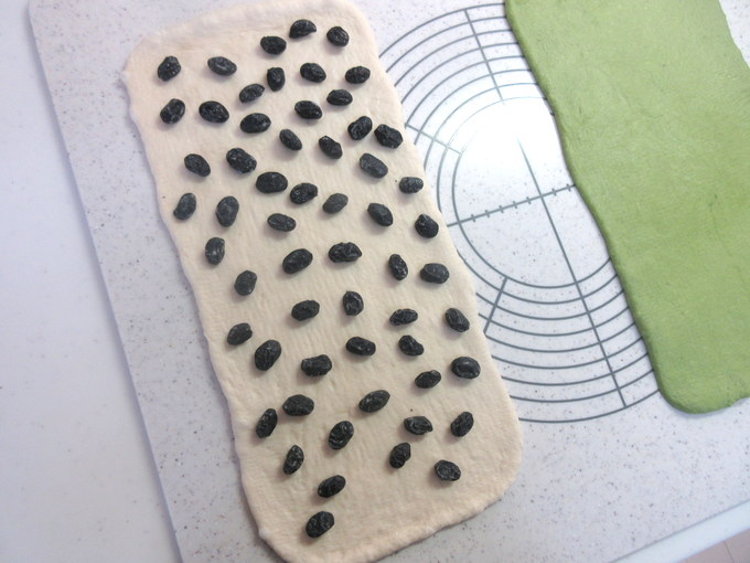 くるくる楽しい♪ うずまき抹茶食パンの作り方の手順10