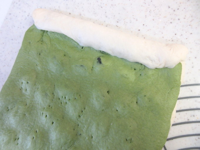 くるくる楽しい♪ うずまき抹茶食パンの作り方の手順12