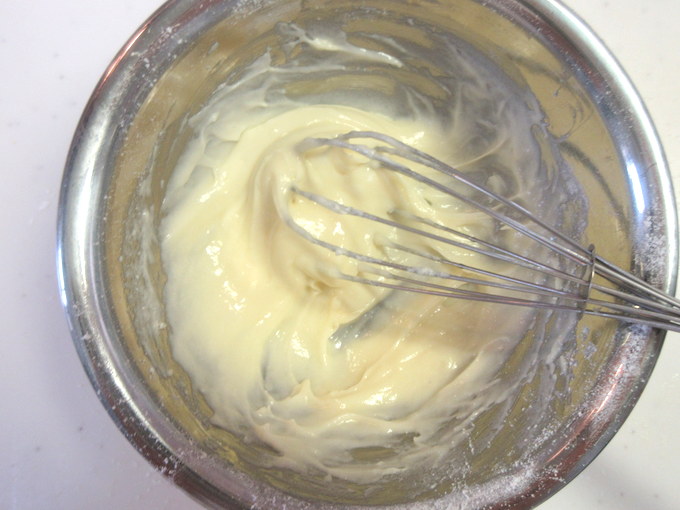 瑞々しい旬の味♪ メロンロールケーキの作り方の手順1
