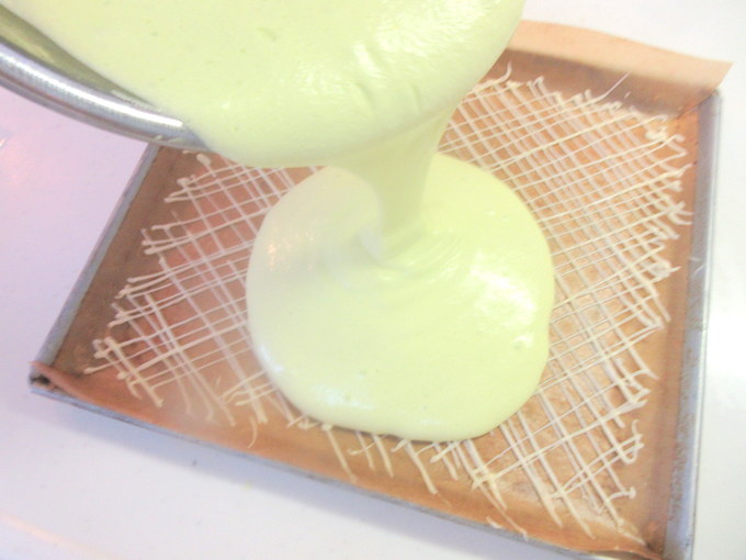 瑞々しい旬の味♪ メロンロールケーキの作り方の手順7