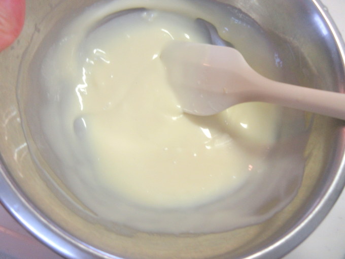 ふわっと甘酸っぱい♪ ベリーとホワイトチョコのムースの作り方の手順10