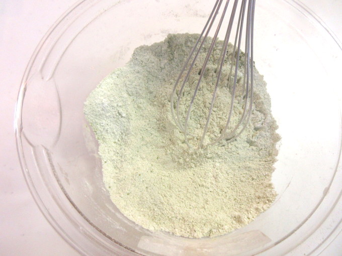 おもてなしにおすすめ♪ 抹茶のミニカヌレの作り方の手順2