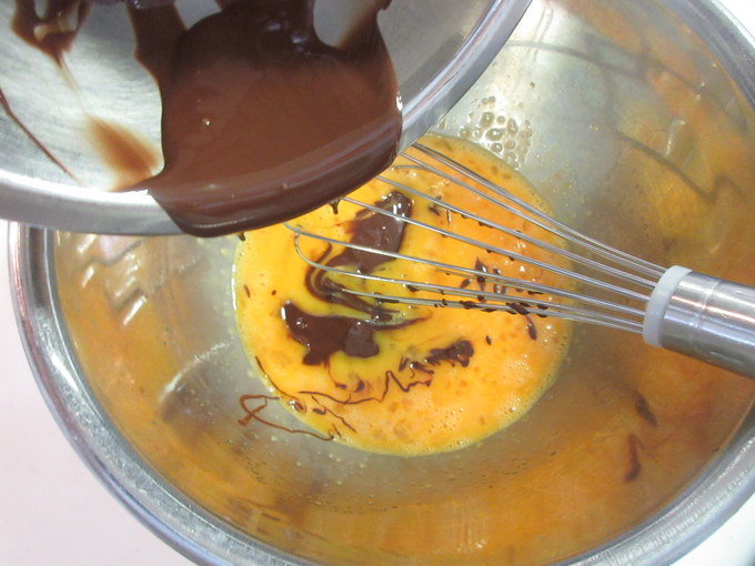画像 なめらかで濃厚な味わい♪ チョコレートプリンの作り方の手順4