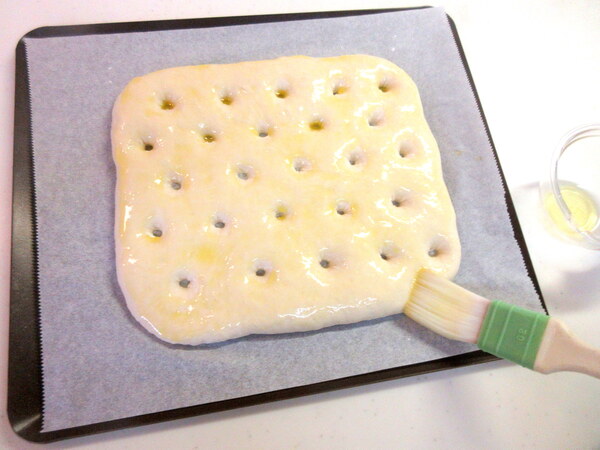 こねずにふんわり♪ 時短フォカッチャの作り方の手順10