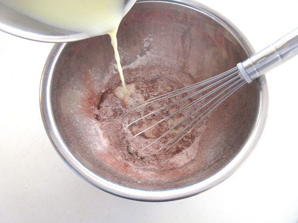 生クリームをサンド♪ ココアの台湾カステラの作り方の手順4