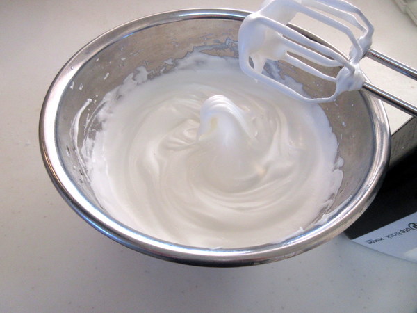 生クリームをサンド♪ ココアの台湾カステラの作り方の手順6
