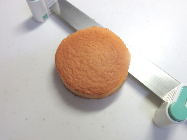 卵ひとつで♪ 食べきりサイズ苺ショートケーキの作り方の手順9