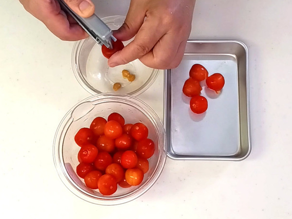 ギリシャヨーグルトで♪ さくらんぼのヨーグルトムースの作り方の手順1