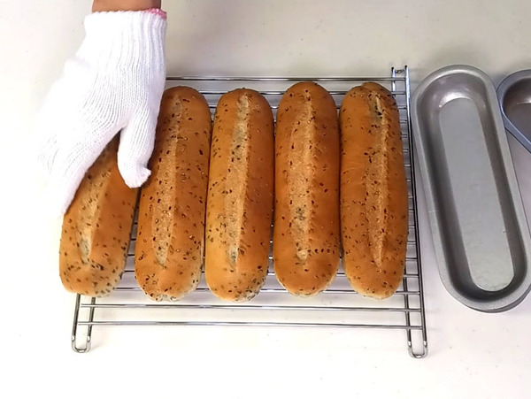 国産小麦で♪ 黒ごまソフトフランスの作り方の手順16