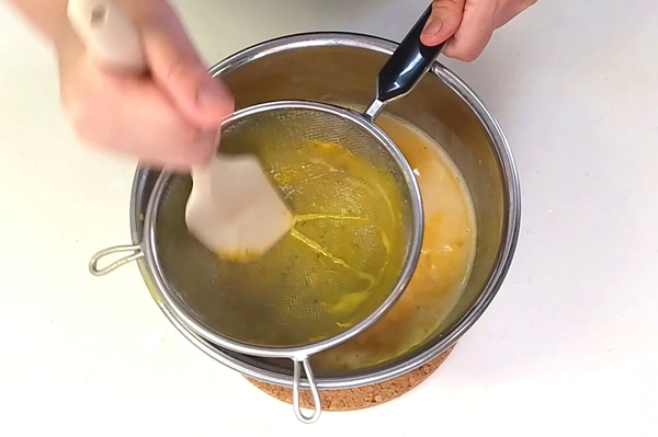 パウンド型で作る♪ 濃厚かぼちゃプリンの作り方の手順9