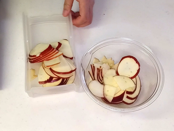 断面の層が楽しい♪ りんごのインビジブルケーキの作り方の手順1