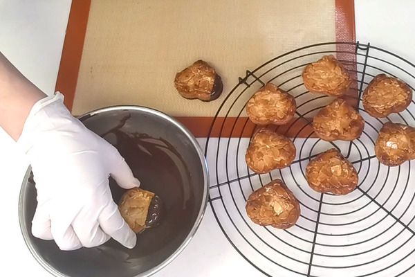ナッツが香ばしい♪ ハートのフロランタンの作り方の手順13