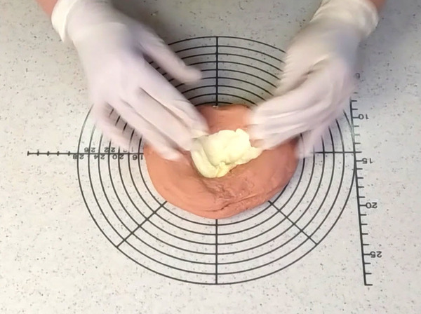 バンズ型で焼く♪ 桜あんぱんの作り方の手順4
