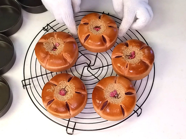 バンズ型で焼く♪ 桜あんぱんの作り方の手順20