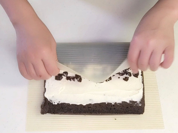 モノクロスイーツ♪ ブラックロールケーキの作り方の手順13