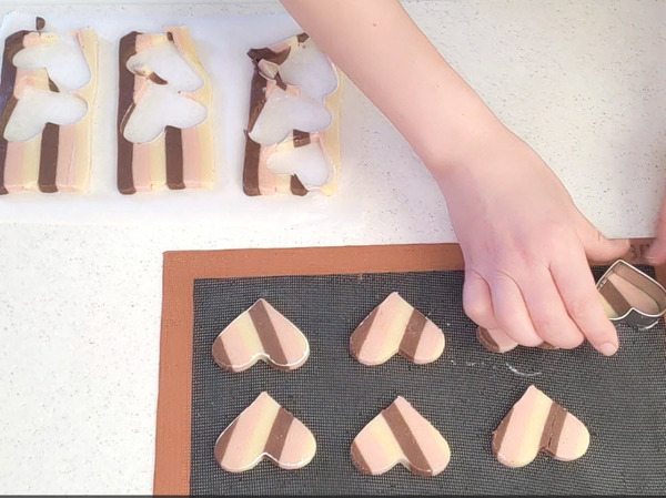 画像 しましまが可愛い♪ 苺とココアのストライプクッキー(改定版)の作り方の手順11