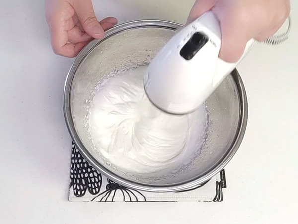 簡単で華やか ♪ 桃のヨーグルトムースの作り方の手順11