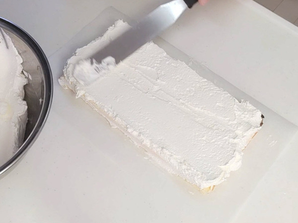 片手で気軽に♪ フルーツサンドケーキの作り方の手順11
